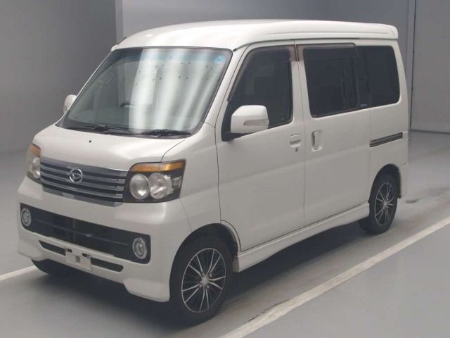 89073 Daihatsu Atrai wagon S321G 2011 г. (TAA Chubu)